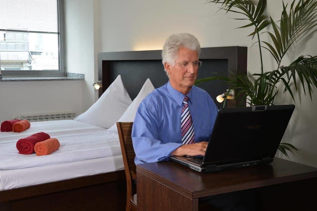Hostel Koeln Extérieur photo